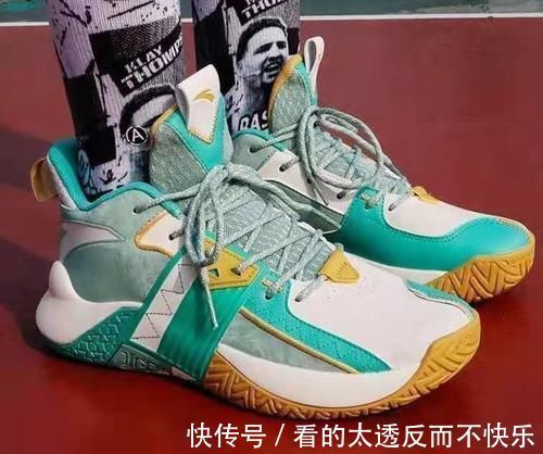 韦德 300块档实战球鞋推荐(二),水泥地克星,有你上脚的吗?