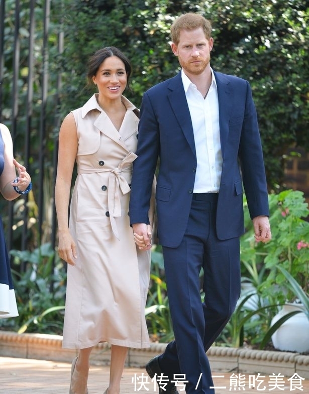 梅根|梅根不坐月子,产后一周就遛狗。哈里当暖心老公,为梅根榨果汁