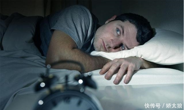  远离|血液粘稠的人，一般有4种表现，记住少碰3类食物，血栓渐渐远离