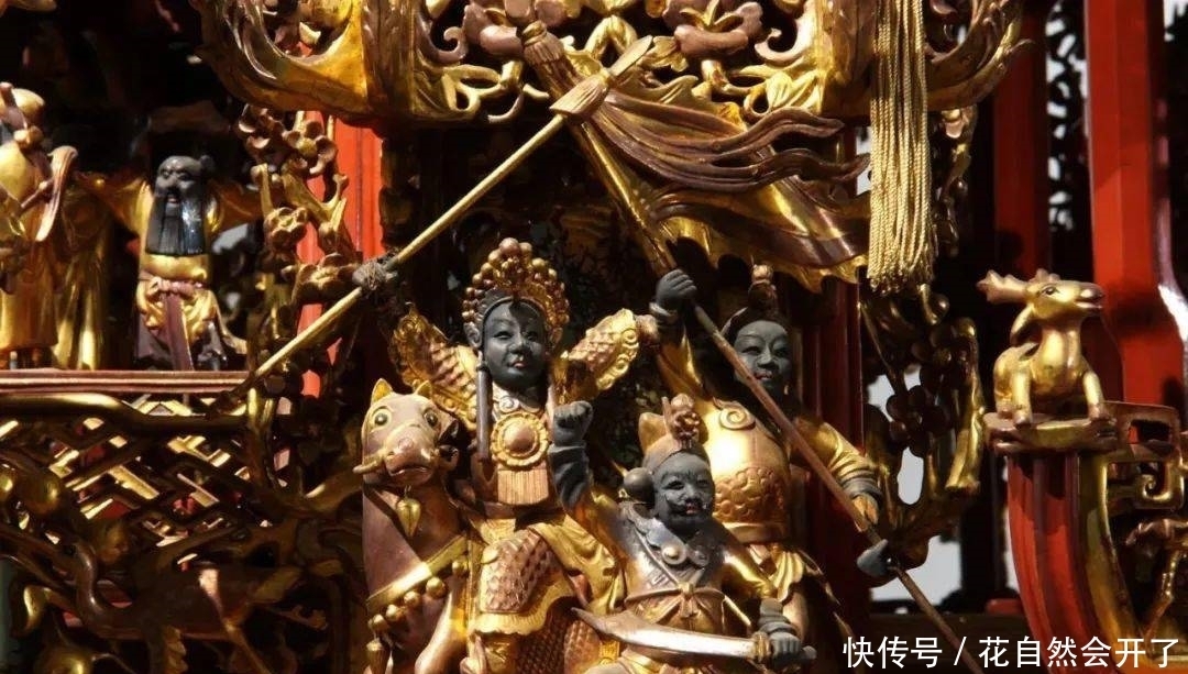 课程|国旗下课程丨文物守望千年匠心薪火相传