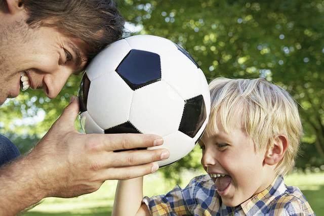 出息|这几种孩子成年后会有大出息 家长要重视起来 好好培养