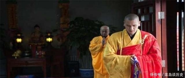 性命|朱元璋去拜佛,问:朕要下跪吗?方丈说1句话,救了全寺人的性命!