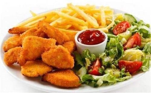 儿科医生|儿科医生:孩子未过周岁,4种辅食别喂,积食爱生病,家长别大意