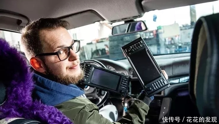 配件|中国网购火到国际,外国小哥网购宝马车配件,结果让他自认倒霉