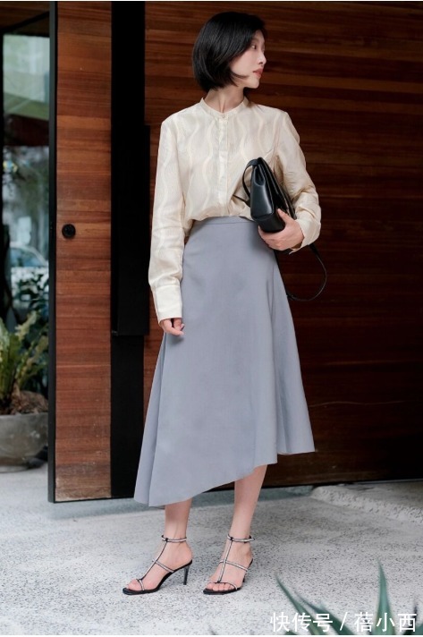 卫衣 春季还是穿“衬衫”最高级,搭配半身裙、牛仔裤、阔腿裤,好洋气