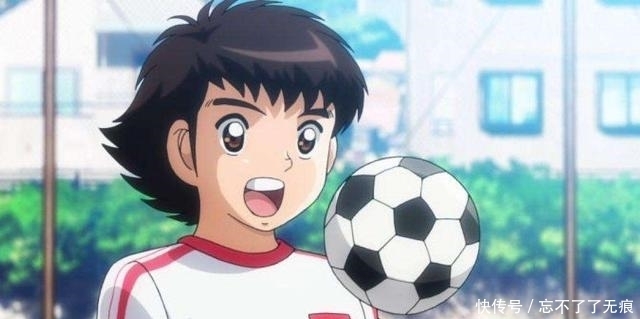 大空翼|《足球小将》里的球王马拉多纳,大空翼夸赞他是比自己优秀的天才