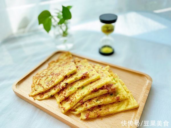 小葱|原来香肠土豆丝饼才是真正的米饭杀手