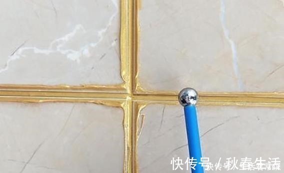 上当|瓷砖美缝做平的好还是凹得好外行人不懂而上当,完工后全是刮痕!