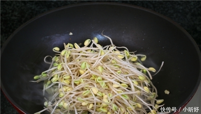 粉条此做法,家人隔三差五就喊馋,爽滑筋道,吃着开胃过瘾