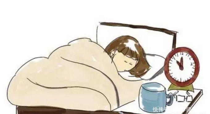 尿酸高了,防并发症,少碰三种水,做好四件事,降低尿酸不是难事