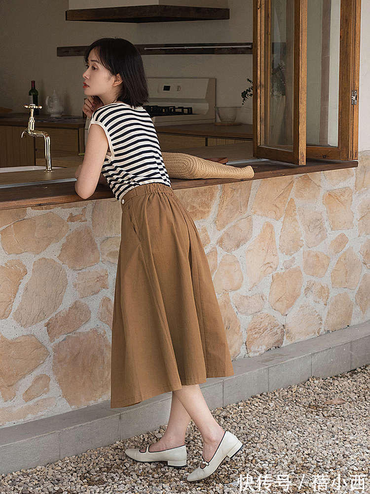 高级感|初秋只需这3件单品就够了:针织衫、半身裙、衬衫,打造高级感