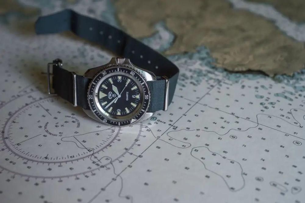 dozen|这几款复古军表,再一次让我手上的 Timex 索然无味