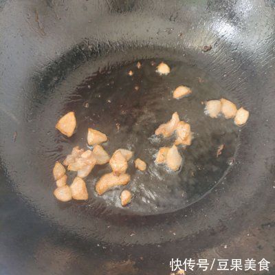 鲜肉丝|零失败青椒肉丝，大厨原来这么好当