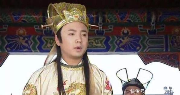 建文帝朱允炆|朱允炆为何没有效仿刘彻采取“推恩令”,而是选择“削蕃”?