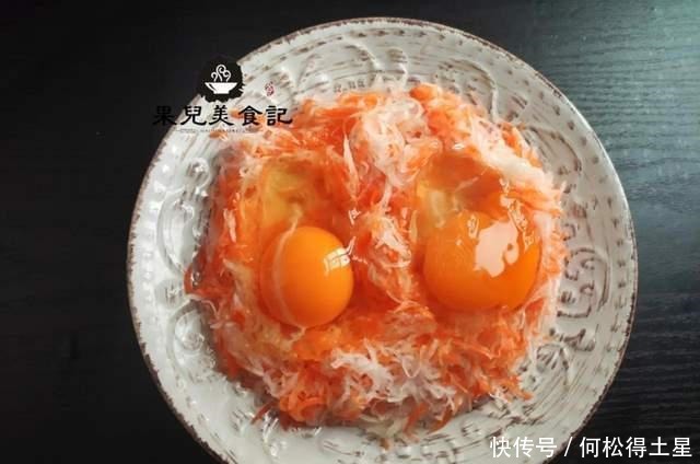 天冷要常吃此菜,加2个鸡蛋,做成早餐饼,增进食欲,助消化