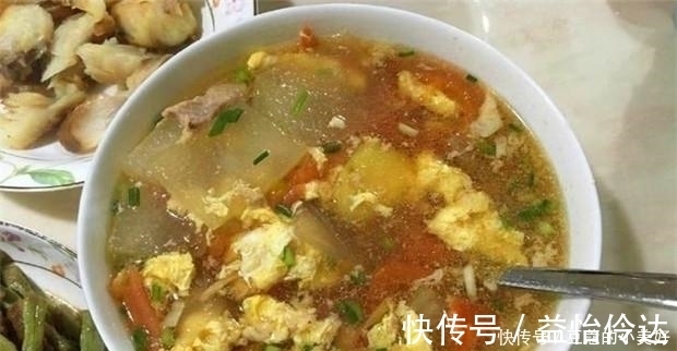 娘家大姐带外甥来家玩，我特意做了一桌菜招待，饭后外甥想留下来