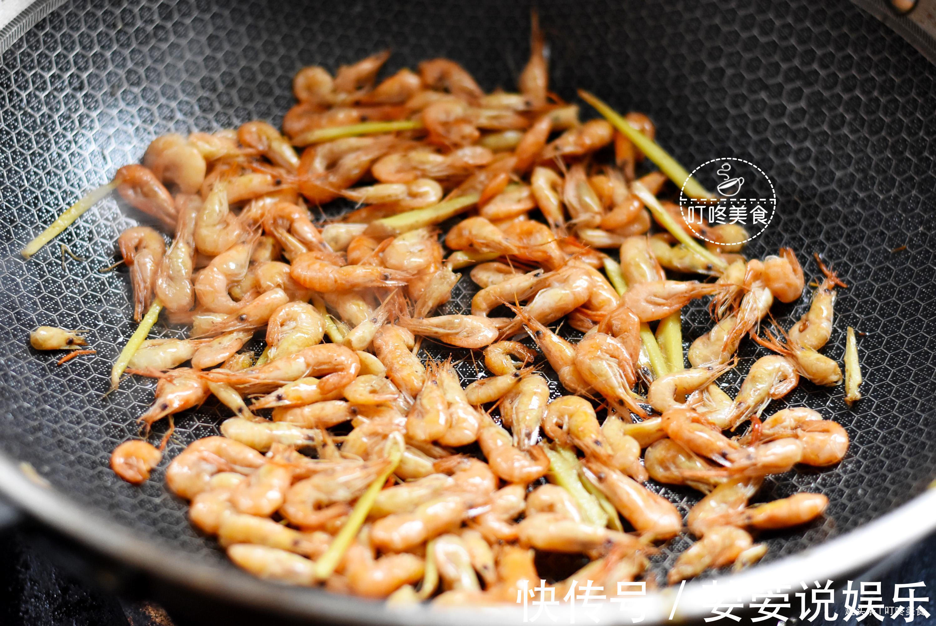 河虾最好吃的做法，简单一炒太香了，学会此做法，三斤都不够吃