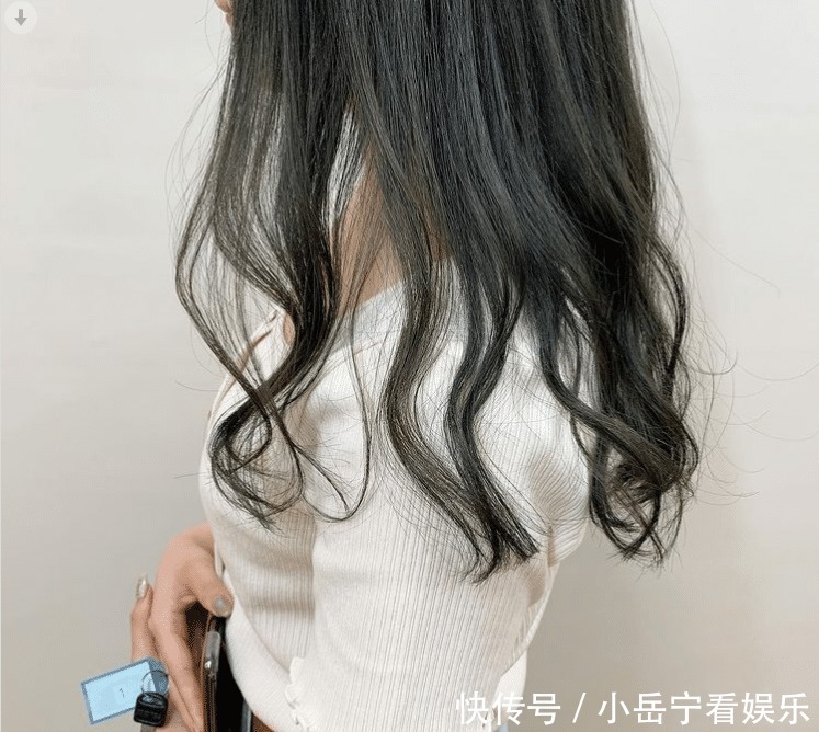 新年想换发型快记笔记!皮肤黑也适合的8个发色推荐!新年新气象