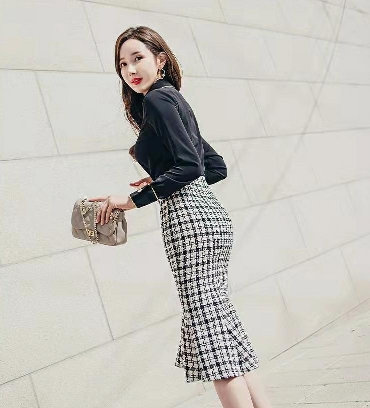 气质 秋冬气质穿搭轻熟风套装,长袖上衣搭配半身鱼尾包臀裙
