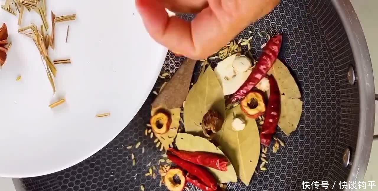 酱牛肉的做法，百年老店流传出来的配方，先收藏起来