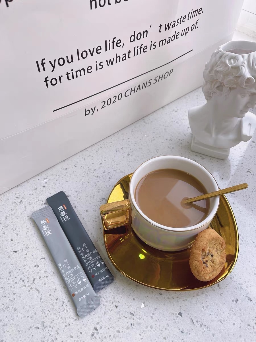 mct|为什么一口气能游1000米的游泳健将也有大肚子?游泳真能瘦身吗?