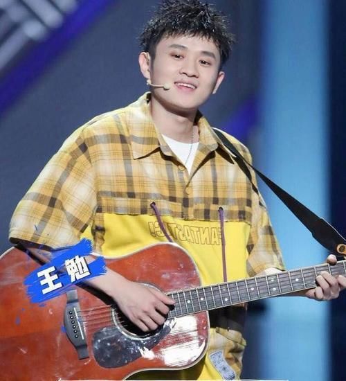 脱口秀|《脱口秀大会》下期要爆!两位重量级嘉宾将登场,网友:熬夜追