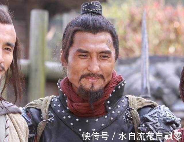 林夫人&梁山泊上高俅明明被抓住,林冲不敢杀高俅!只因他背后站着的人