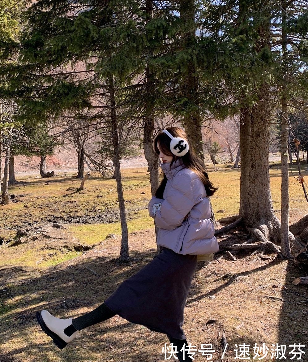羽绒服|什么样的羽绒服更适合冬天穿?首选这4种颜色,太显白了!