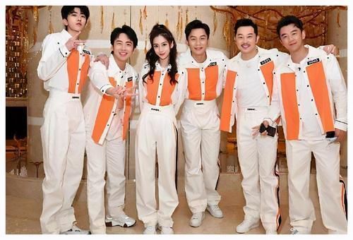 王征宇|內容“借鑒”《極挑》，情懷“引用”《跑男》，這檔綜藝還剩啥？