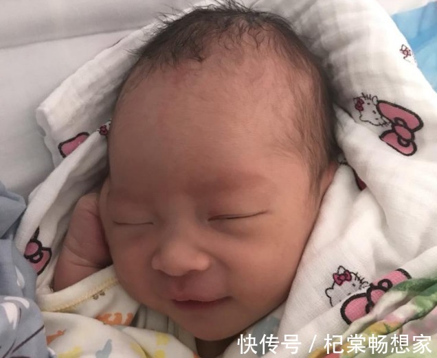 妈妈的味道|一岁前孩子如果有这些“表现”,说明脑部发育已经达标了,别忽视