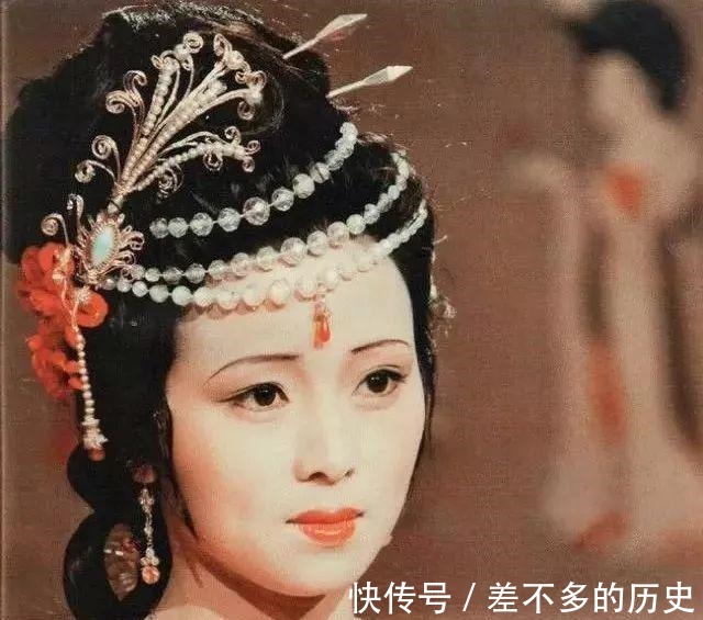 秦可卿#她是红楼梦里情商最高的人,比王熙凤会办事,比薛宝钗会做人!