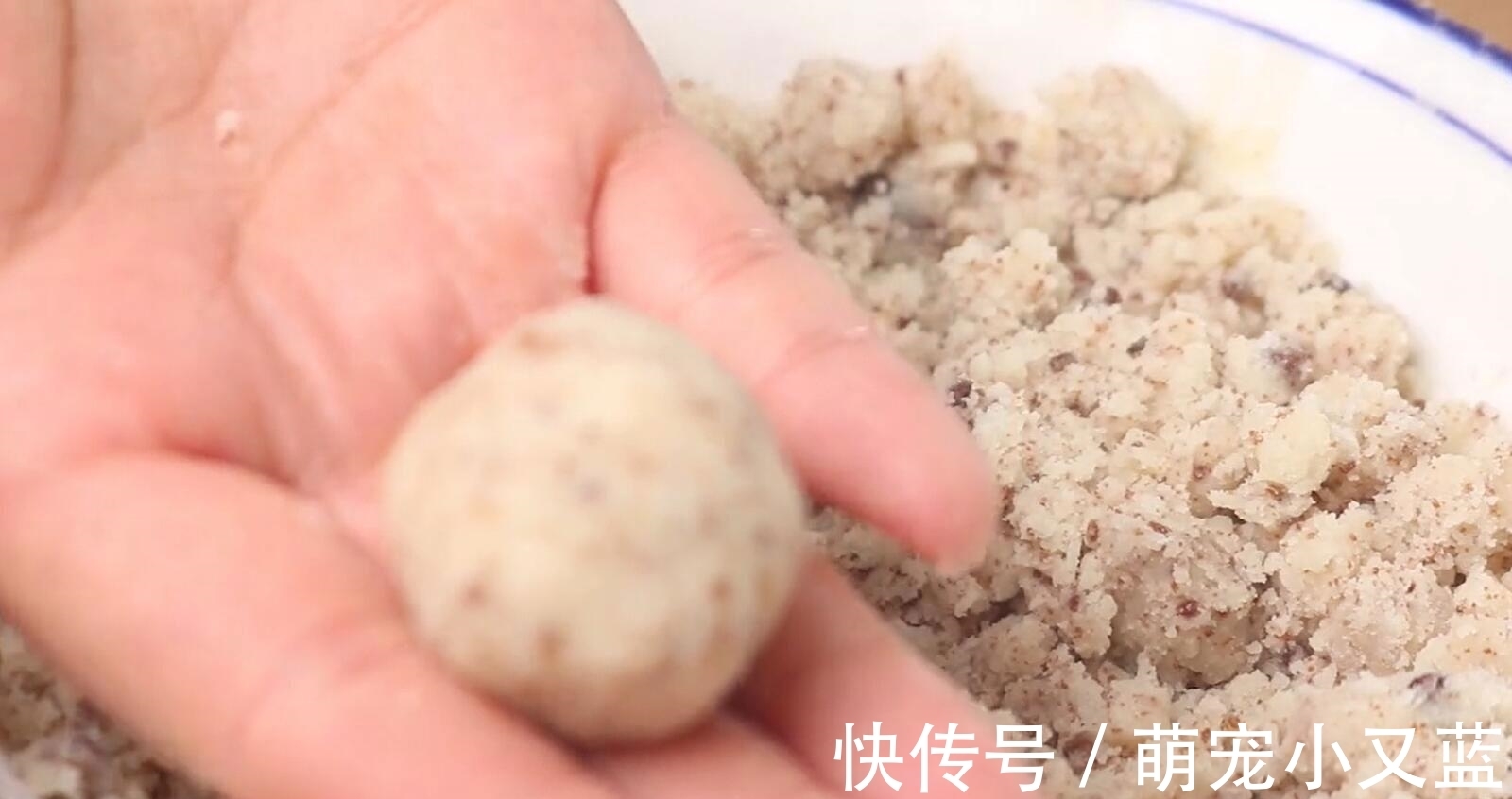 干湿豆|早餐多给孩子做这个吃,钙是牛奶的20倍,补脑长高个,比吃排骨强