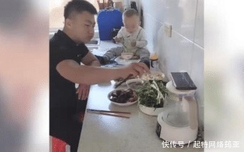 这就是传说中的爸爸带娃，妈妈看到肯定生气，网友：随爸爸