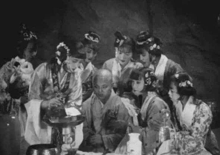 难怪|难怪“民国”版西游记被禁播,看蜘蛛精的裙子后,观众不能接受