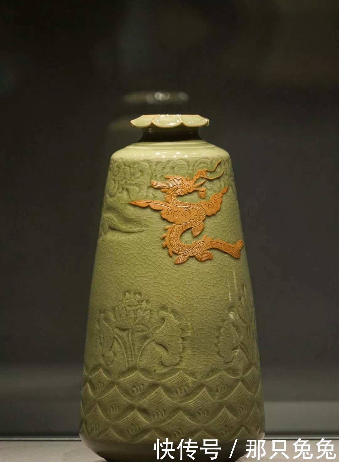 当剪纸遇上瓷器,耀州窑便开出了花