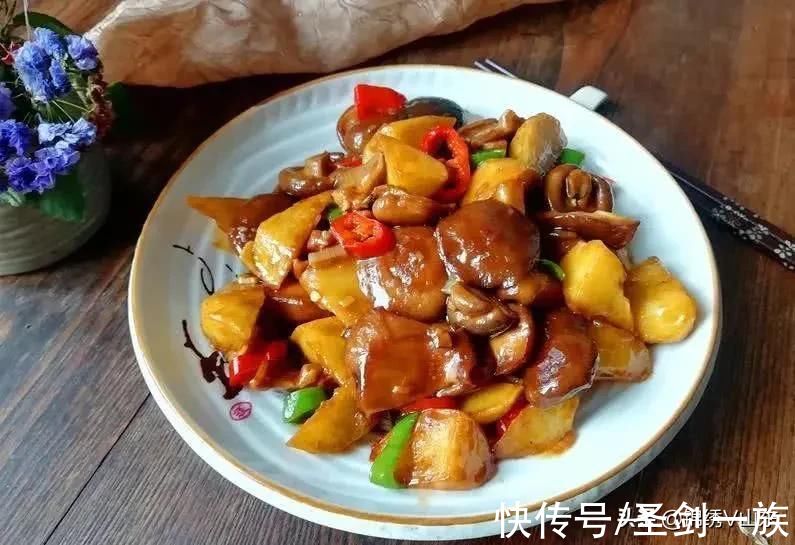 这12道家常菜的做法，简单好做，实惠好吃，招待客人面子特别满足