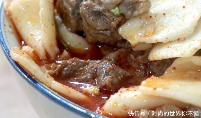 24年街边小店,一碗面70元,还没到饭点就座无虚席……!