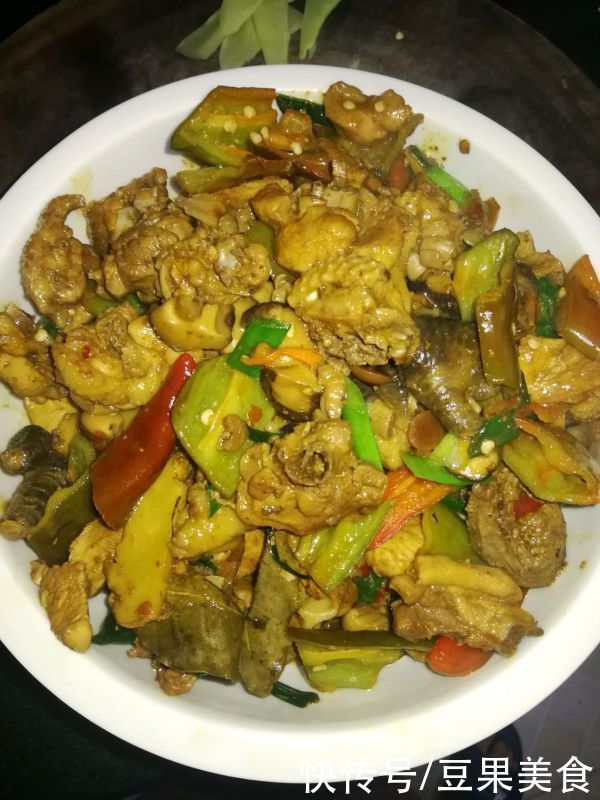 豆瓣酱|早上不知道吃什么，一碗家常菜大盘鸡全搞定