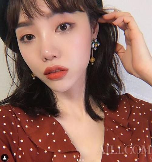 你的眼妆总“脏乎乎”？4步自检GET干净精致眼妆