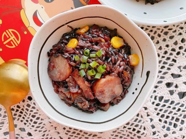 腊八遇上大寒来锅腊八饭，做法简单，有米有菜有肉荤素搭配更营养