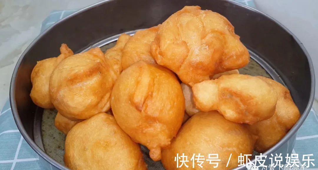 筷子|早餐别炸油条了，教你一种新吃法，锅里一炸，比面包蛋糕蓬松好吃