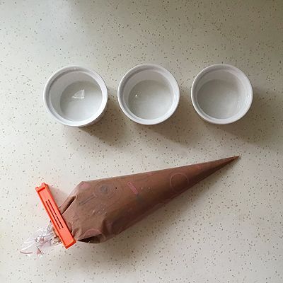 可可豆杯子蛋糕