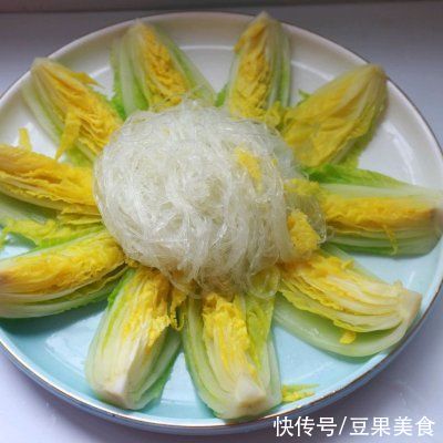 回味无穷的蒜蓉粉丝蒸娃娃菜来拯救你的胃