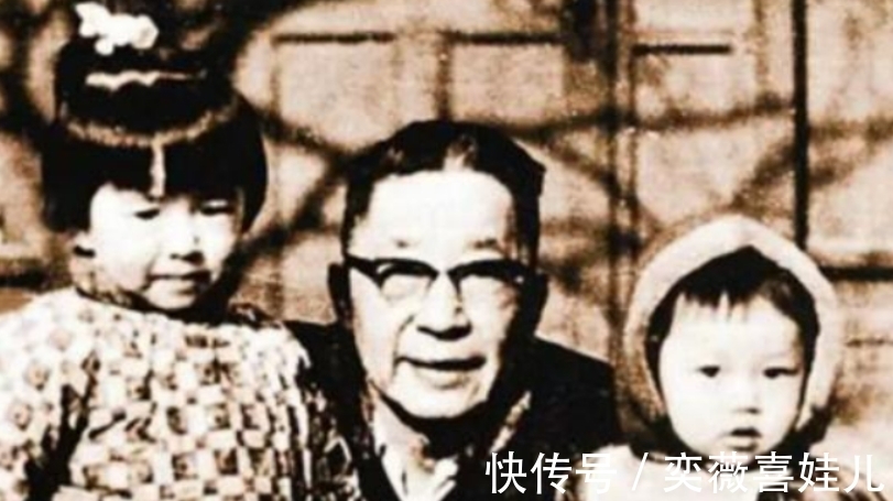 舒乙#1966年,老舍跳湖自尽,独子陪遗体坐了一夜,从此夹起尾巴做人