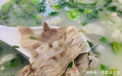 洗羊肉，直接用水洗等于白洗，多做这几步，腥膻味全无，鲜味十足