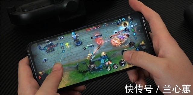 旗舰|发布至今跌至3389，5500mAh+144Hz，电竞旗舰首选