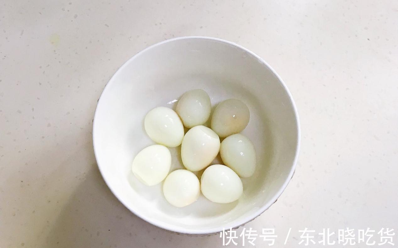 气血|天冷手脚冰凉,不妨煮点当归黄芪养生甜汤,补气血面色红润