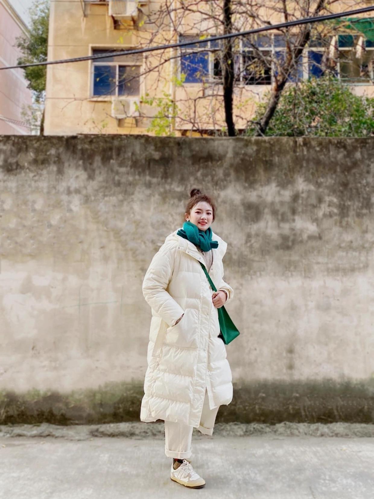 茧型 这是什么神仙搭配?超长款羽绒服让你暖暖过冬,无惧寒风