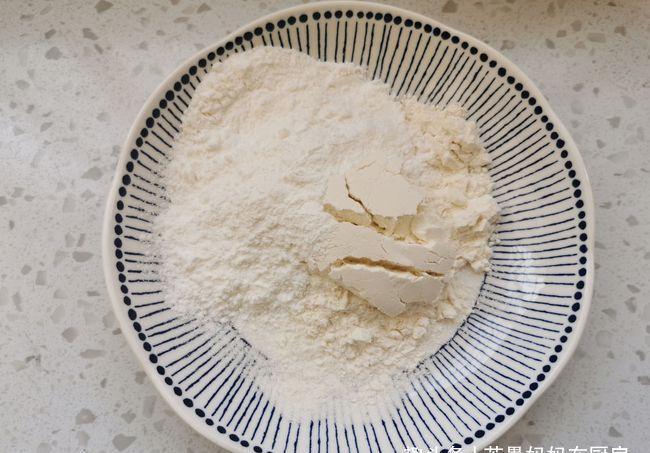 适合冬天吃的无油脆皮炸鸡,简单3步,外酥里嫩,香到舔手指