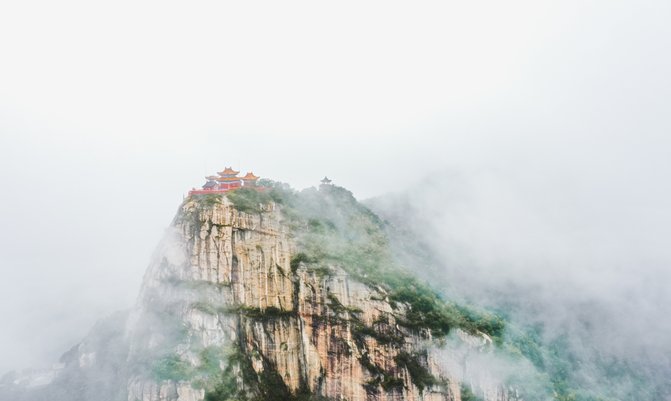 开着房车自驾游：河南南阳老界岭,五朵山,暴瀑峡，宝天曼峡谷漂流